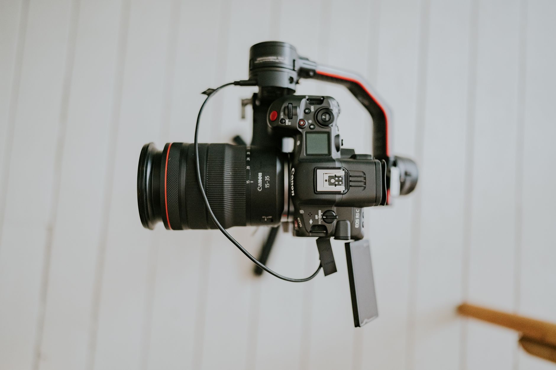 Camera mounted on a support rig